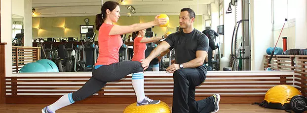 Trainer für junge Damen und Herren Von Personal Trainer Eddy Norton